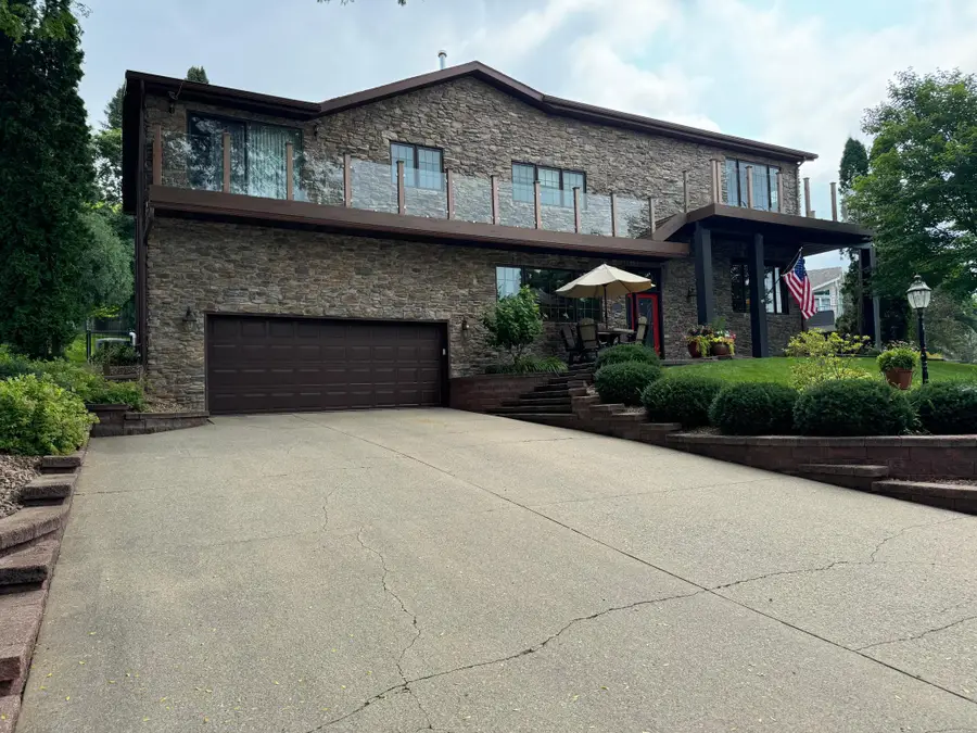 1428 Edgewater Drive, Albert Lea, MN 56007 - Image #2