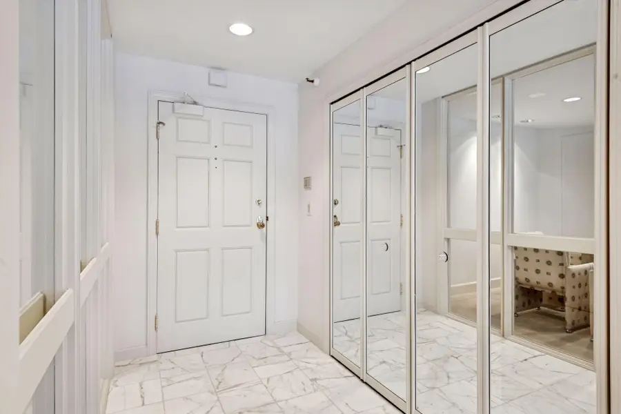 12700 Sherwood Place #102, Minnetonka, MN 55305 - Image #3