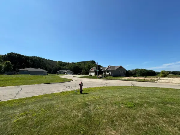 200 Winged Foot Circle, Lake City, MN 55041