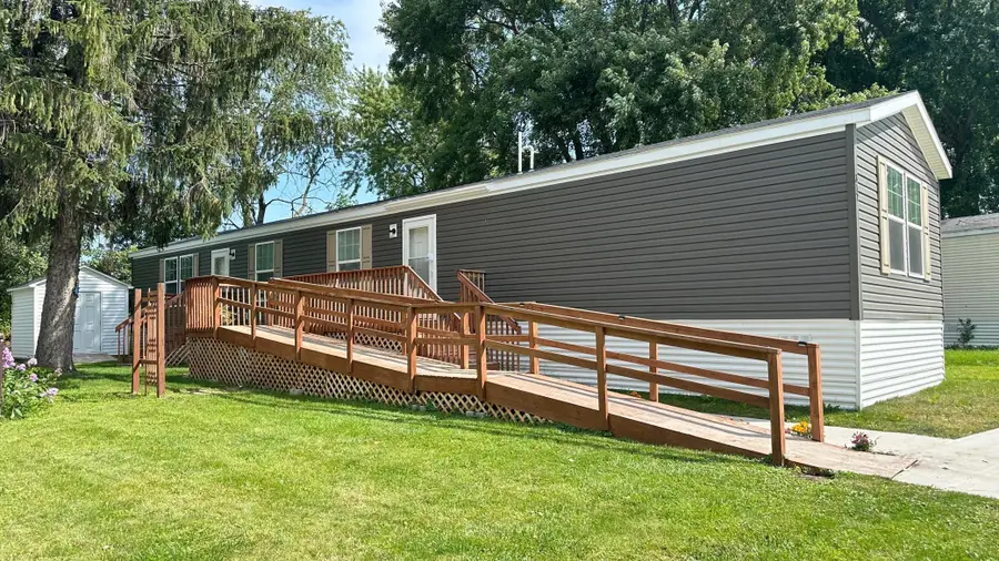 317 23rd Street Nw, Stewartville, MN 55976 - Image #2