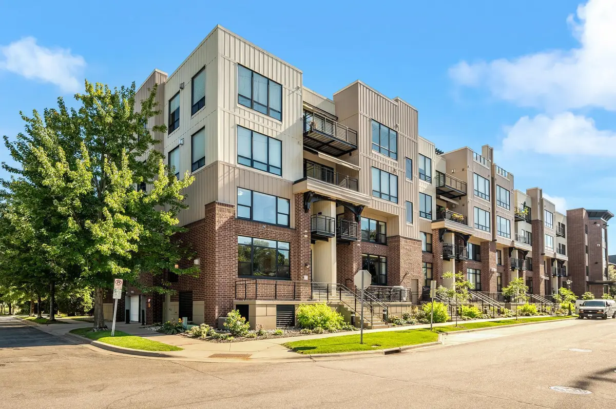 290 Spring Street, Saint Paul, MN 55102 - Image #1