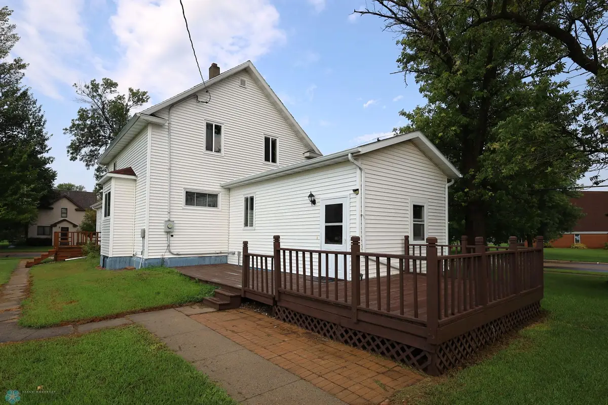 120 2nd Street Nw, Hillsboro, ND 58045 - Image #1