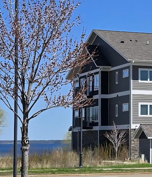 715 Lake Shore Drive Ne #106, Bemidji, MN 56601