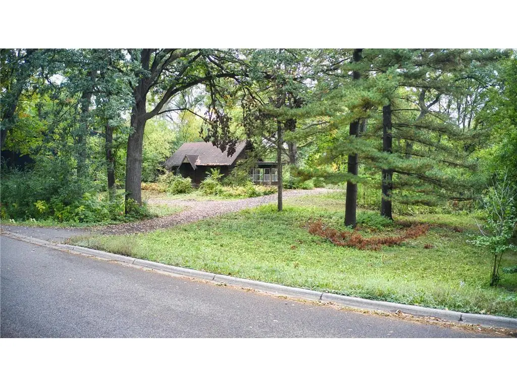 11300 Park Ridge Drive W, Minnetonka, MN 55305 - Image #1