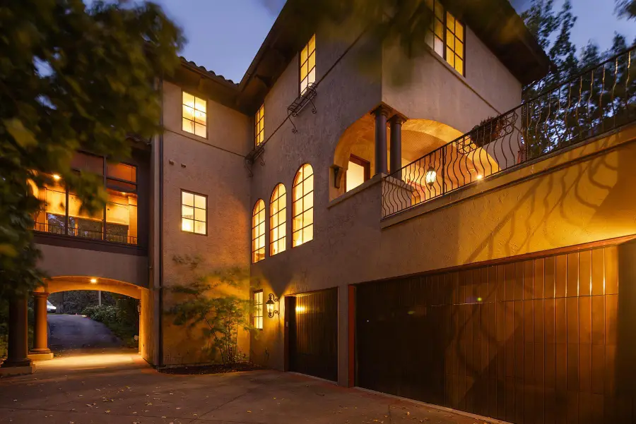 1700 Kenwood Parkway, Minneapolis, MN 55405 - Image #2