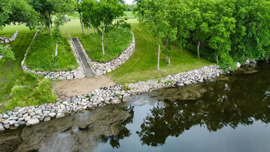 83871 Nilson Drive, Clinton, MN 56225 - Image #3