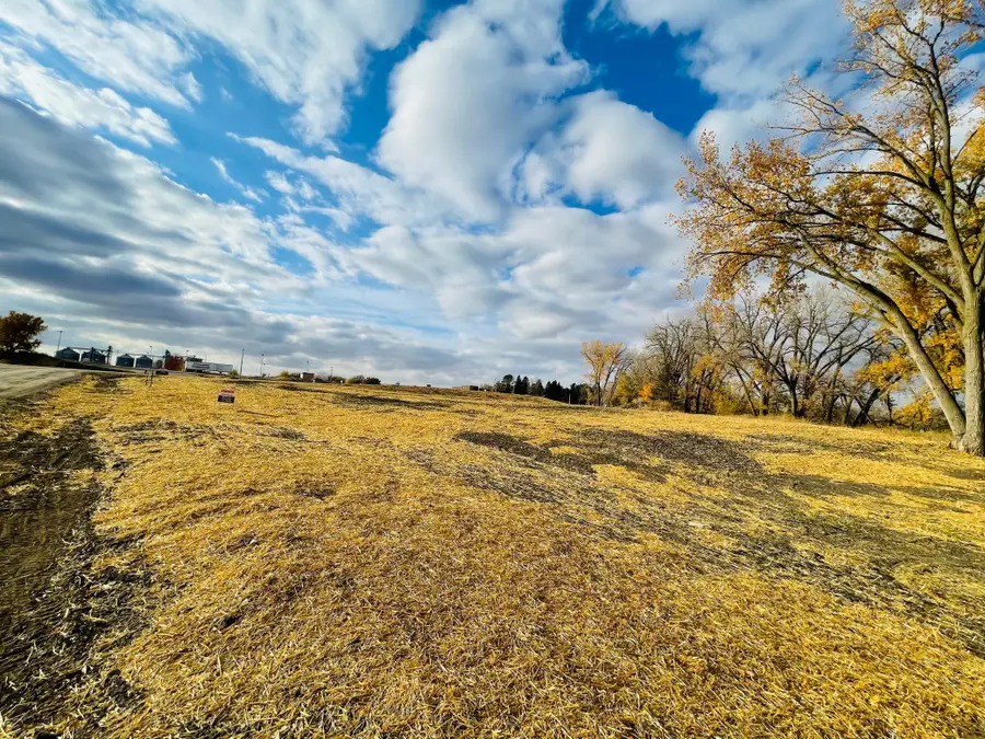 3 Cottonwood Lake Boulevard, Windom, MN 56101 - Image #3