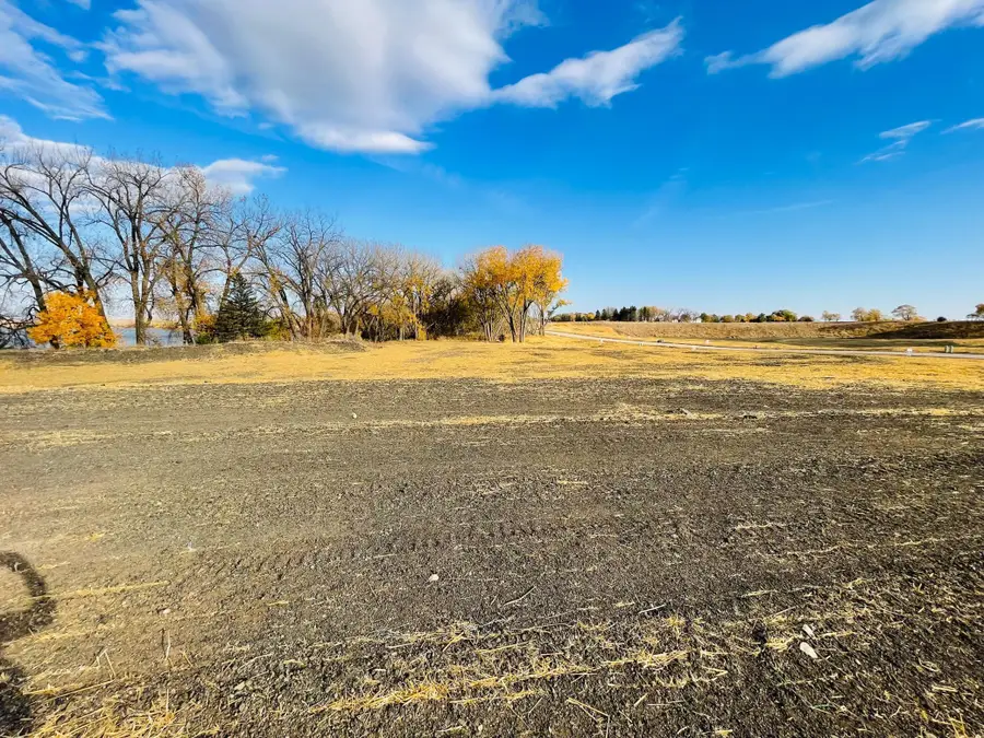 31 Cottonwood Lake Boulevard, Windom, MN 56101 - Image #3