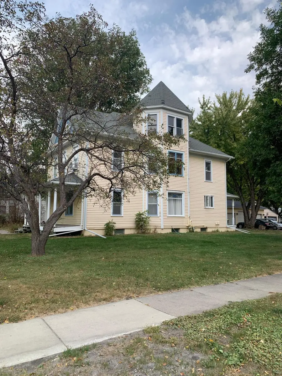 723 3rd Street Sw, Willmar, MN 56201 - Image #2