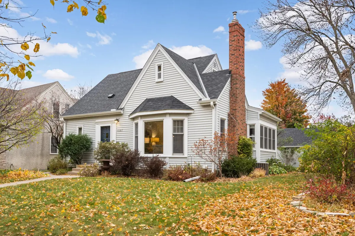 1507 Hoyt Avenue W, Falcon Heights, MN 55108 - #1