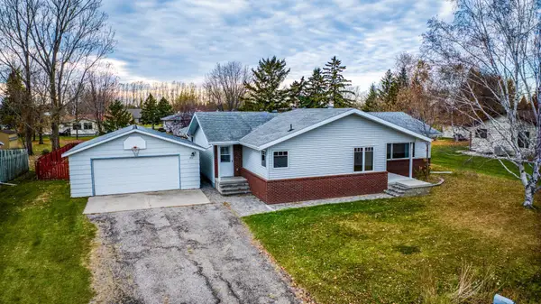 311 Oriole Avenue N, Thief River Falls, MN 56701