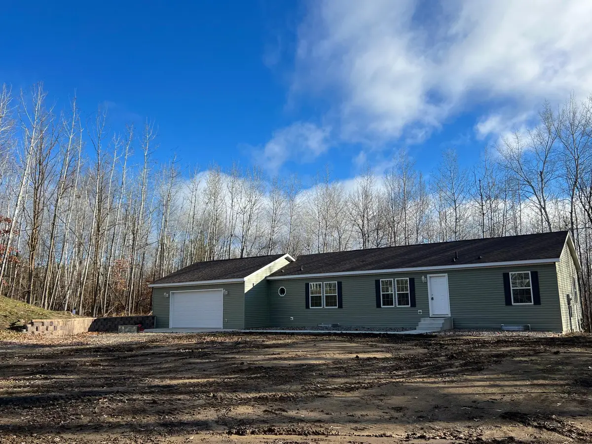 8400 Cedar Crest Loop Nw, Shingobee, MN 56484 - Image #1