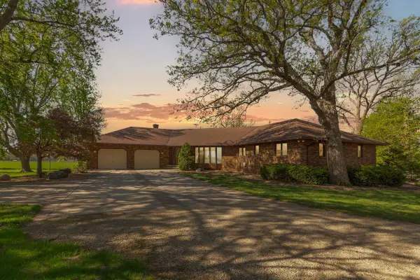 13701 Bagley Avenue, Faribault, MN 55021