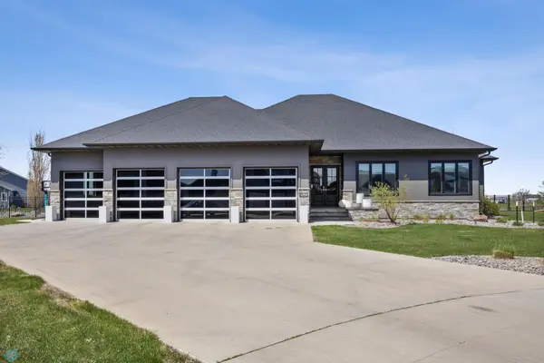 1068 49th Terrace W, West Fargo, ND 58078