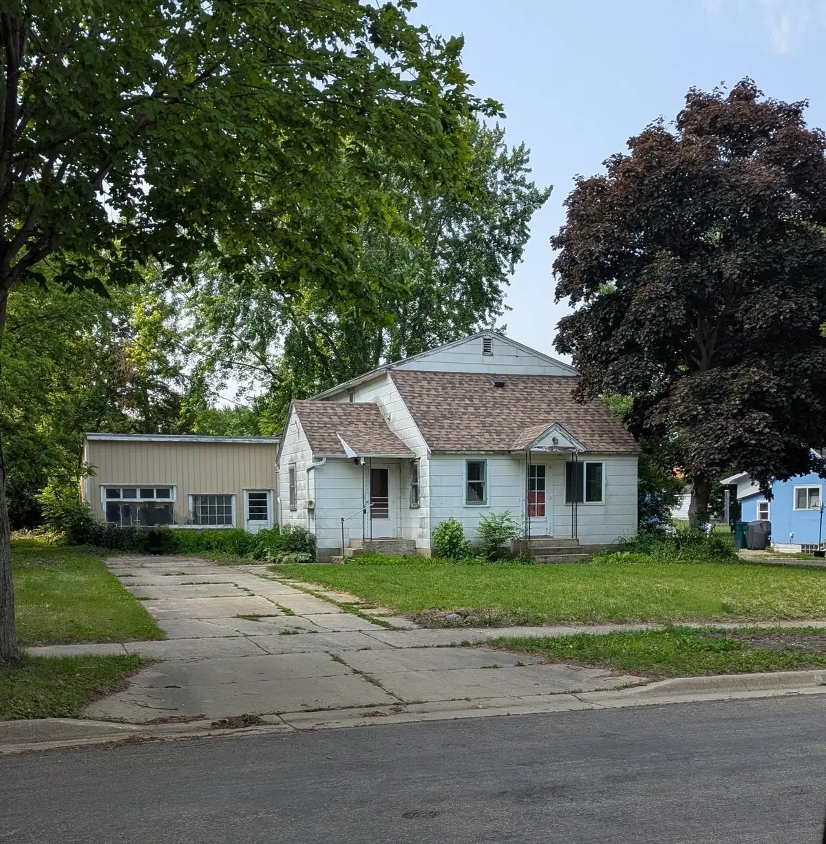 2114 5th Avenue Ne, Austin, MN 55912 - Image #1