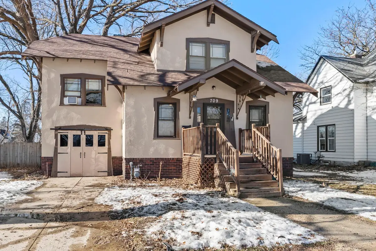 709 10th Street Ne, Austin, MN 55912 - #1