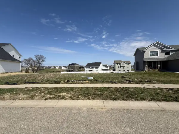 242 Lori Lane, Delano, MN 55328