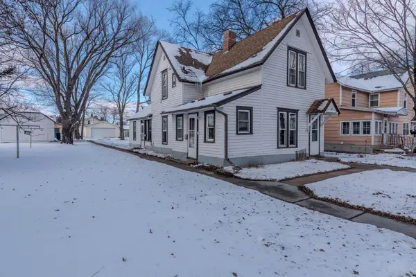 719 4th Street Ne, Little Falls, MN 56345