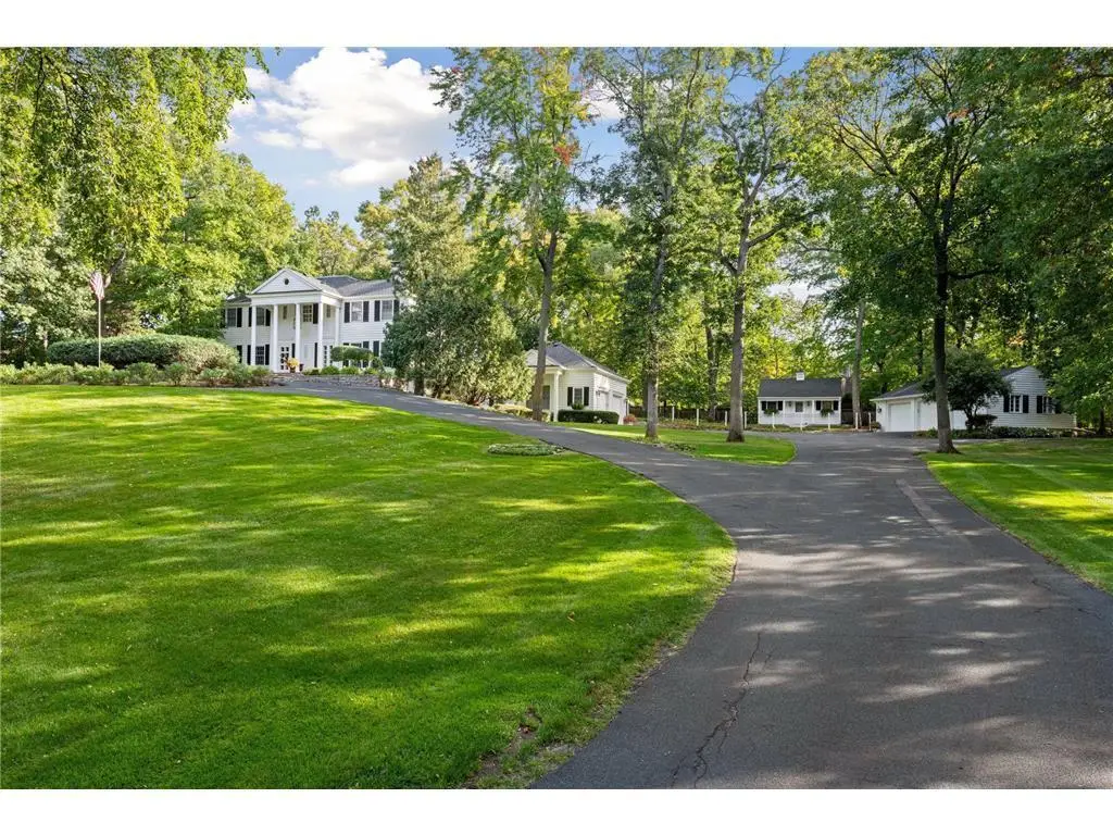 6321 Interlachen Boulevard, Edina, MN 55436 - Image #1