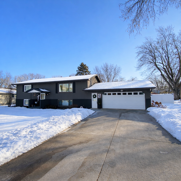 801 S Chandler Avenue, Litchfield, MN 55355