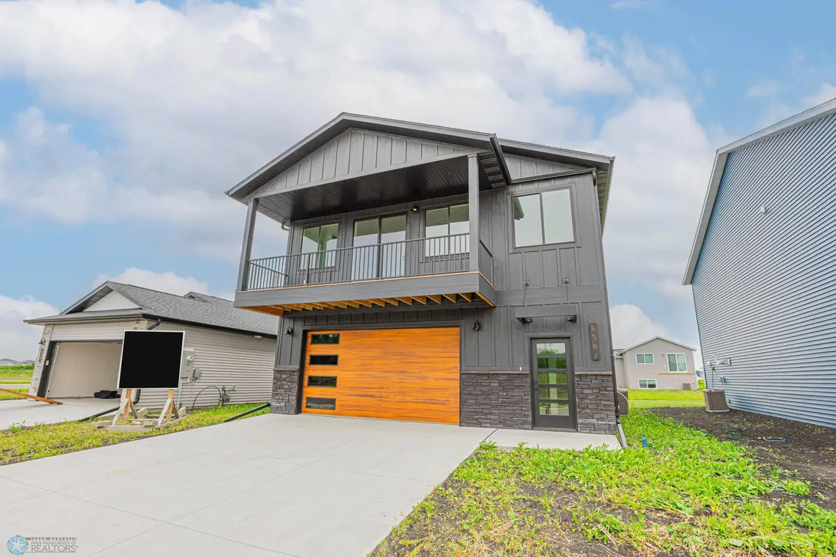 6582 68th Street S, Horace, ND 58047 - #1