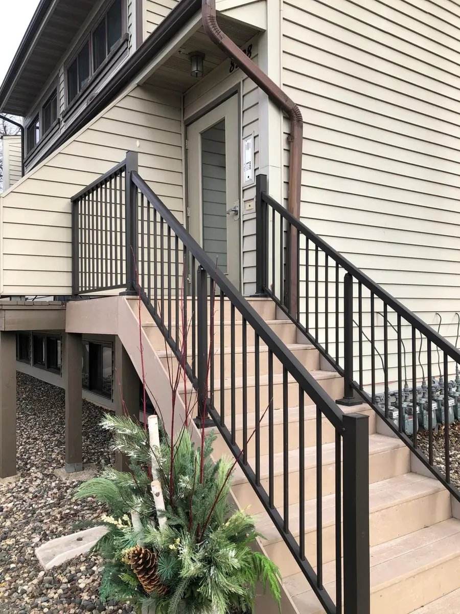 8928 Neill Lake Road #105, Eden Prairie, MN 55347 - Image #2