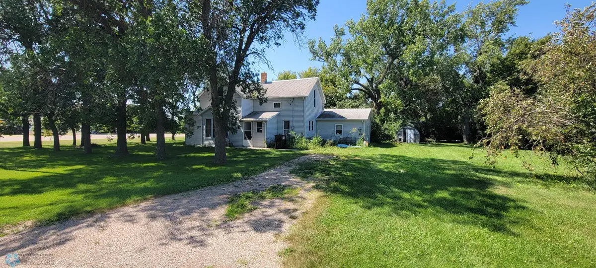 302 3rd Avenue Nw, Steele, ND 58482 - Image #1