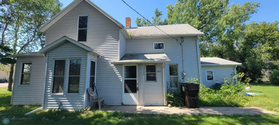 302 3rd Avenue Nw, Steele, ND 58482 - Image #2