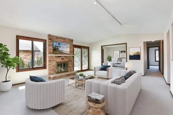 1021 Yuma Lane N, Plymouth, MN 55447