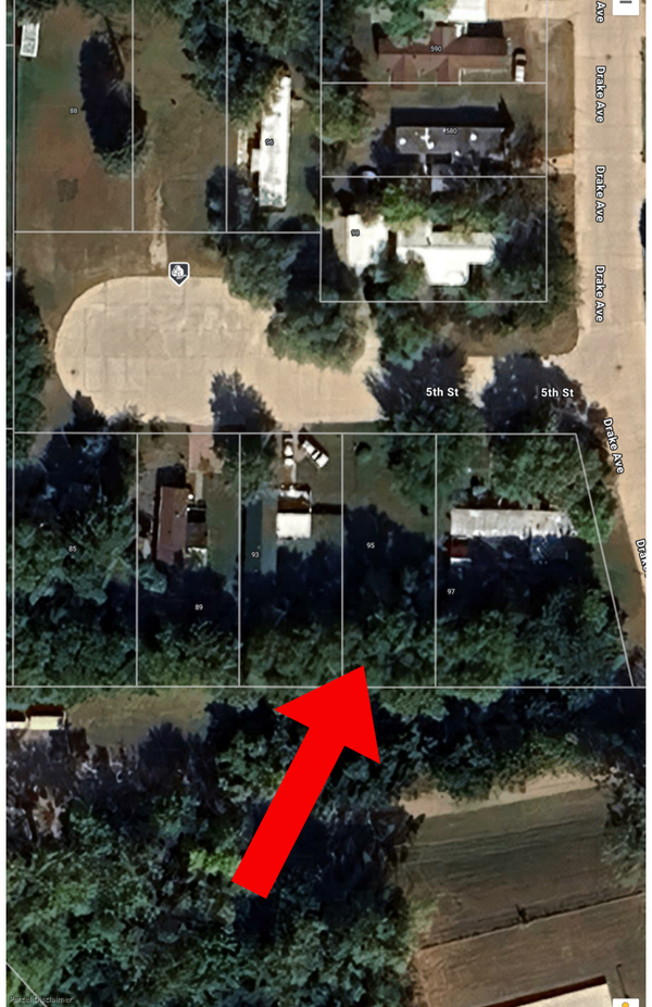 95 5th Street, Windom, MN 56101