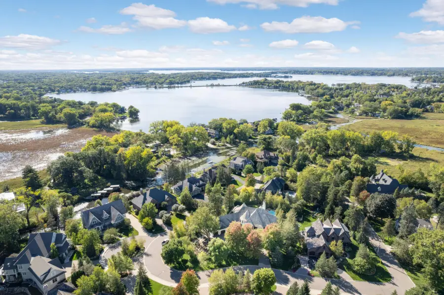 16110 Crosby Cove Road, Minnetonka, MN 55391 - Image #2