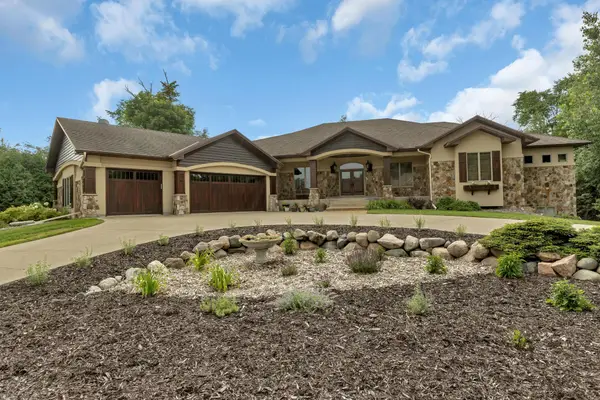 1726 Blackberry Circle, Sartell, MN 56377