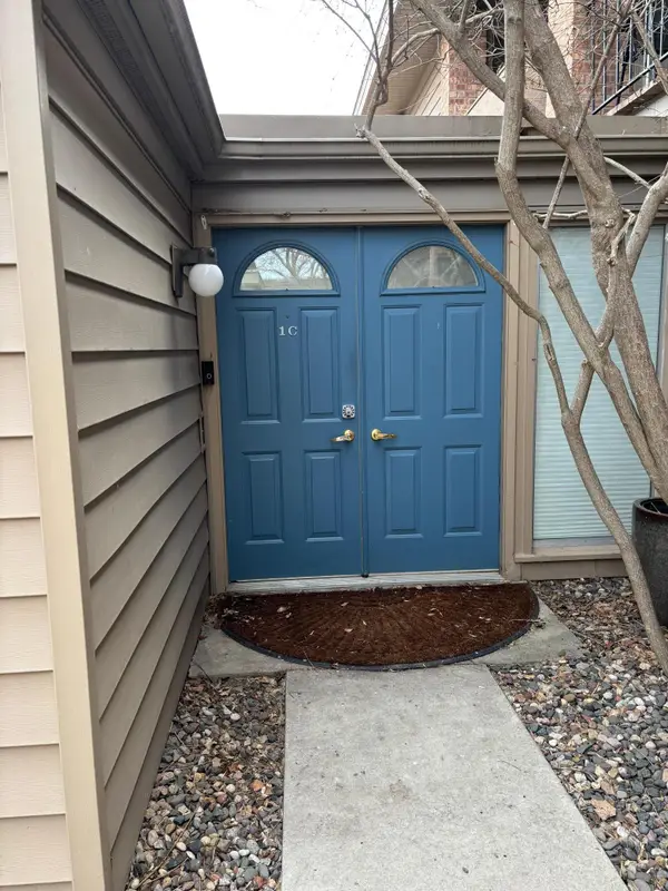 6417 Colony Way #1C, Edina, MN 55435