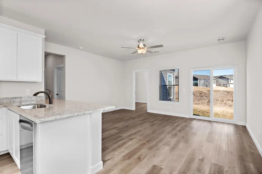 158 Summerfield Drive, Waverly, MN 55390 - Image #2