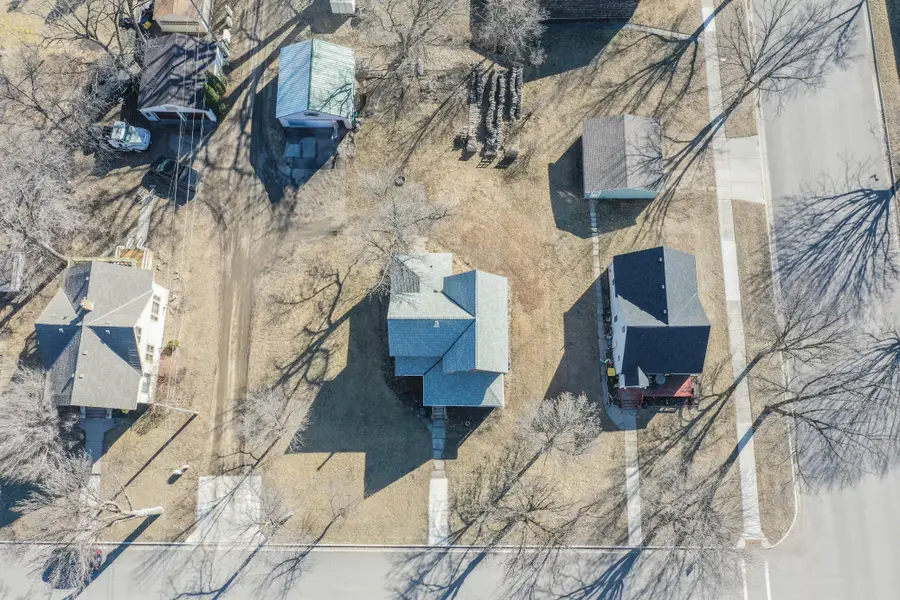 705 E Depue Avenue, Olivia, MN 56277 - Image #3