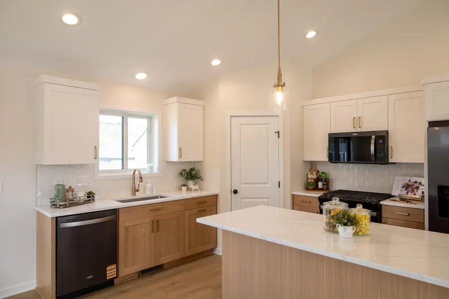 3658 Meadow Sage Court Se, Rochester, MN 55904 - Image #3