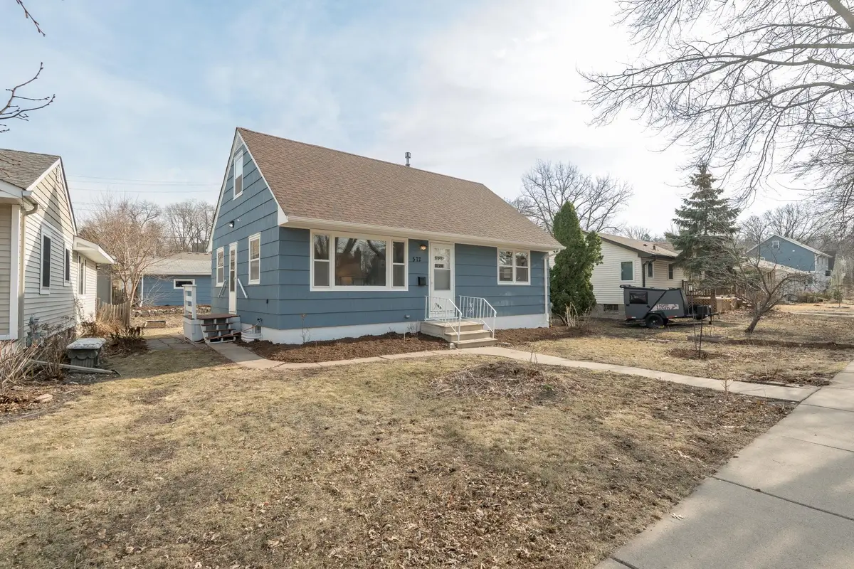 572 Desnoyer Avenue, Saint Paul, MN 55104 - Image #1