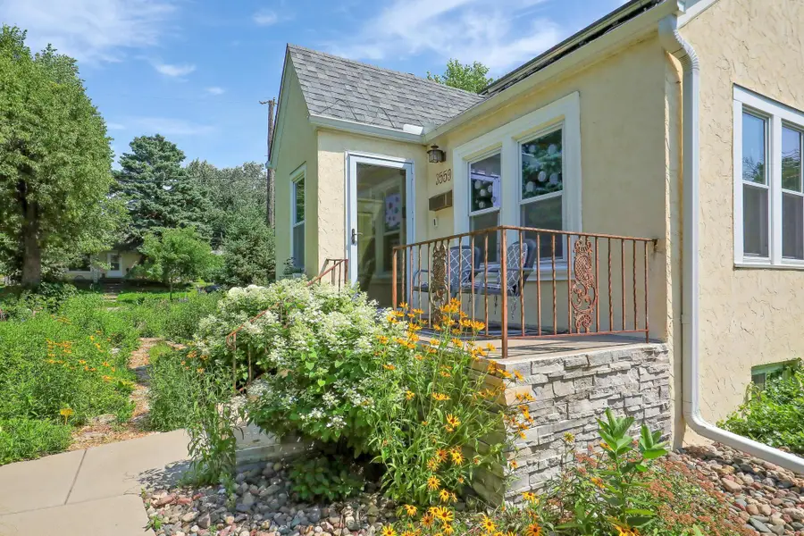 3559 5th Street Ne, Minneapolis, MN 55418 - #2