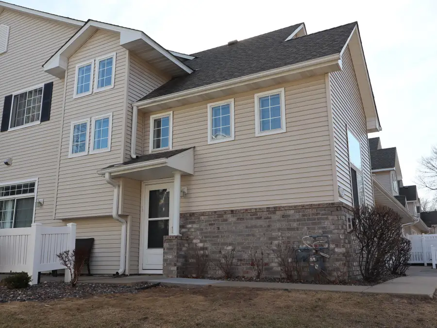 14339 Wilson Drive, Eden Prairie, MN 55347 - Image #2