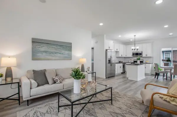 3654 18th Avenue S, Minneapolis, MN 55407