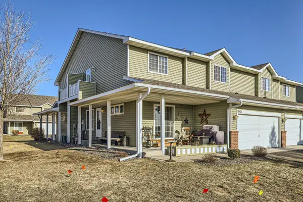 9478 Golden Eagle Court, Monticello, MN 55362