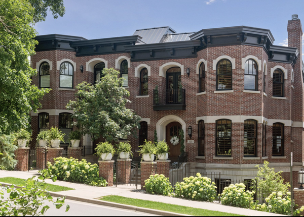 540 Rice Street E, Wayzata, MN 55391