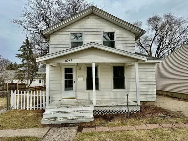 1017 S Prairie Street, Lake City, MN 55041