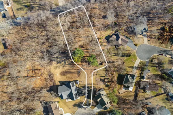 888 Bluebird Court N, North Hudson, WI 54016