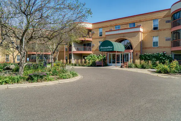 3232 Fremont Avenue N #317, Minneapolis, MN 55412