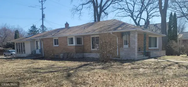 826 8th Avenue N, Saint Cloud, MN 56303