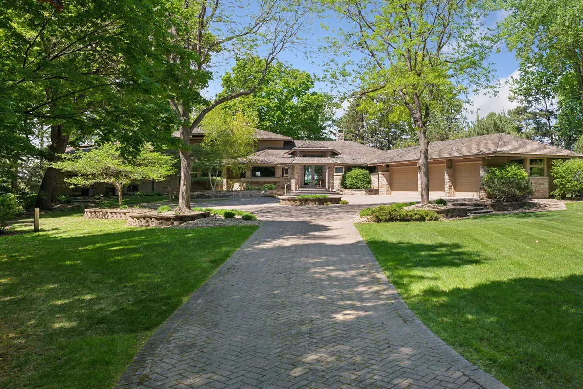 28235 Boulder Circle, Excelsior, MN 55331 - #1