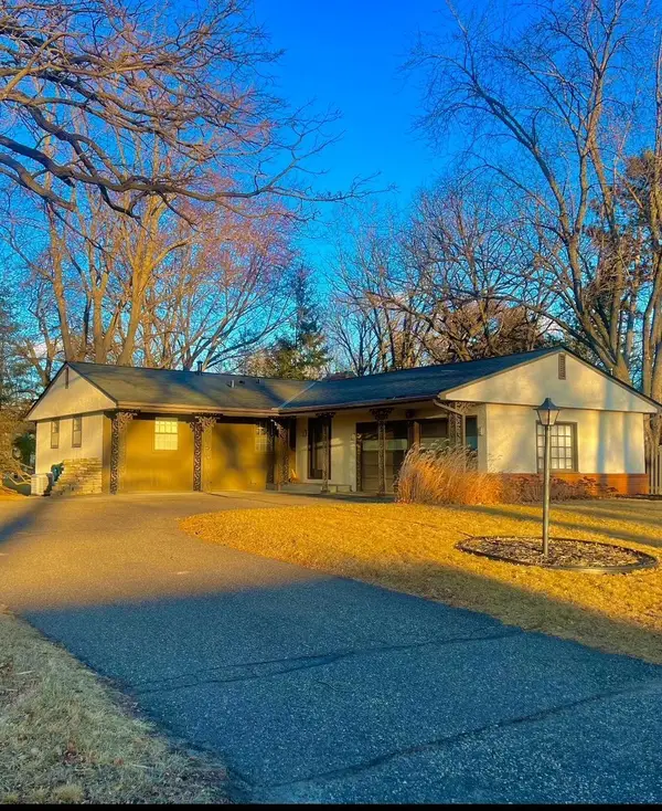 7601 Alden Way Ne, Fridley, MN 55432