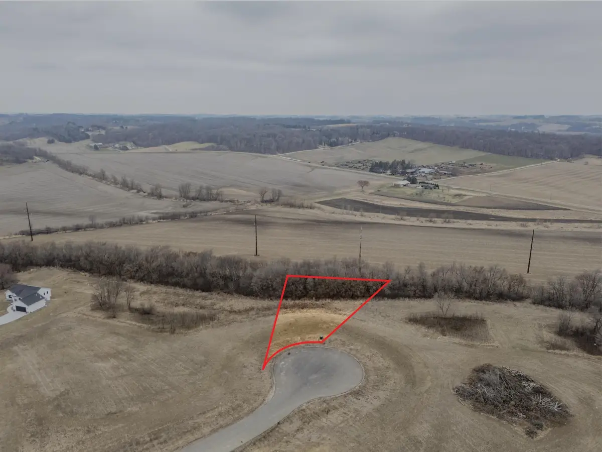 933 Windermere Drive Sw, Pine Island, MN 55963 - Image #1