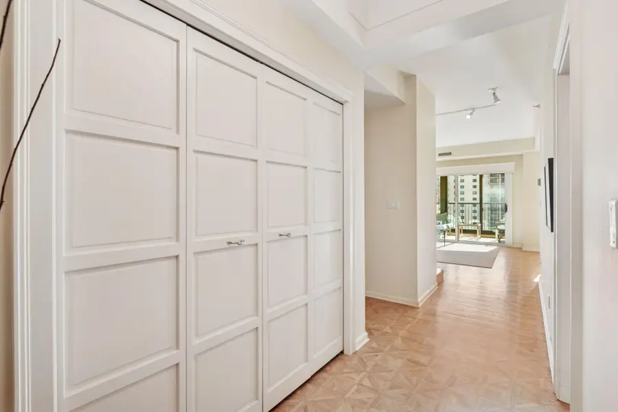 1235 Yale Place #1505, Minneapolis, MN 55403 - Image #2